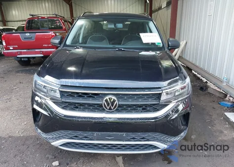 2022 Volkswagen Taos 1.5T S z USA, uszkodzony, nr VIN 3VVCX7B24NM049725